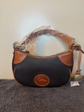 Dooney & Bourke All Weather Leather 3.0 Demi Shoulder Bag (Black)